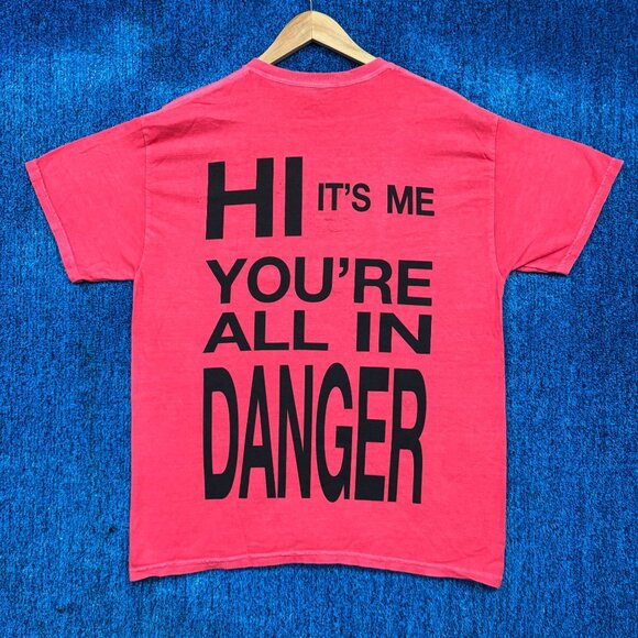 Charli XCX Hi Its Me You Are All In Danger Red T-Shirt Size Medium - Picture 2 of 6